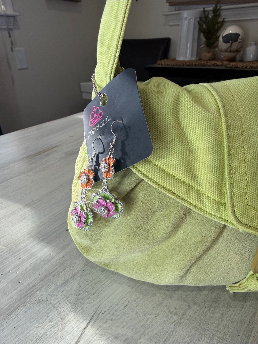 Y2K Source Unknown Lime Green Small Hobo Denim and Suede Bag with Gold Buckle - Picture 2 of 10